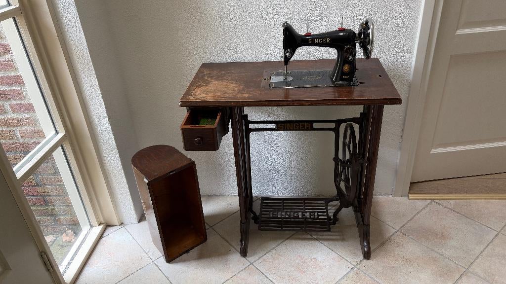 Antieke Singer naaimachine, Antiek en Kunst, Antiek | Naaimachines, Ophalen