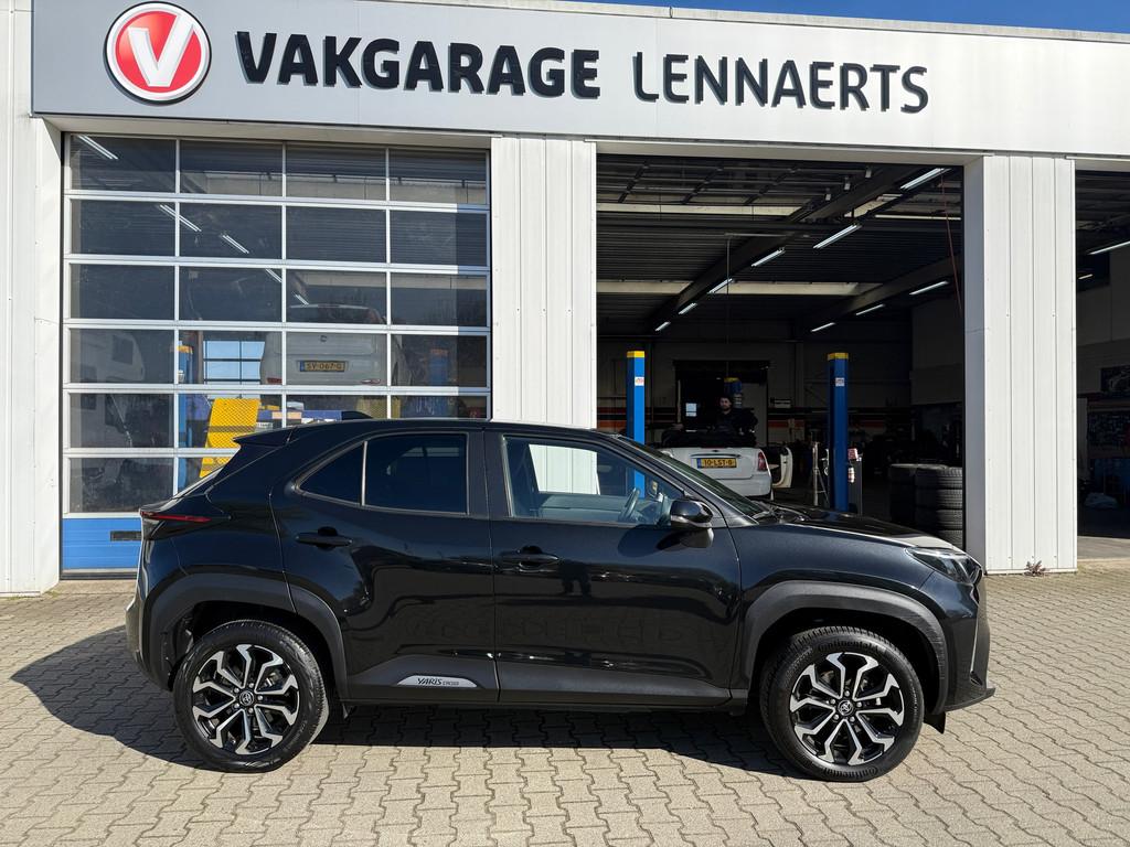 Toyota Yaris Cross 1.5 Hybrid Design Automaat (RIJKLAARPRIJS, Stof, Gebruikt, Zwart, Zwart