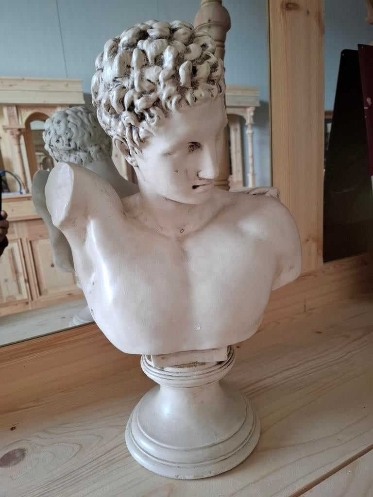 Gips buste van Griekse God Hermes, Ophalen