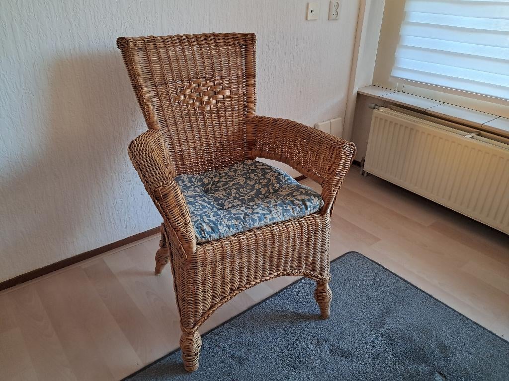 Rieten fauteuil, Huis en Inrichting, Fauteuils, Ophalen, Gebruikt, 50 tot 75 cm, Riet of Rotan