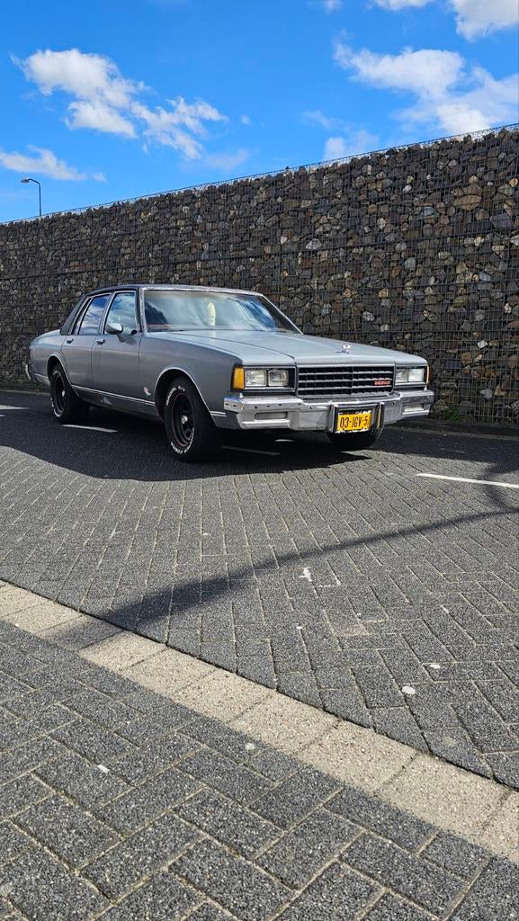 Chevrolet Caprice 5.0 Classic AUT 1984, Auto's, Automaat, Elektrische ramen, 4998 cc, 6 stoelen