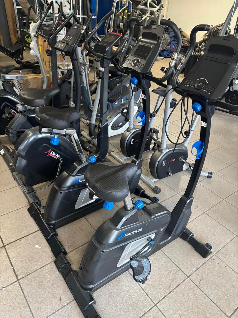 Diverse hometrainers en crosstrainers - showroom modellen, Ophalen, Zo goed als nieuw, Metaal, Benen