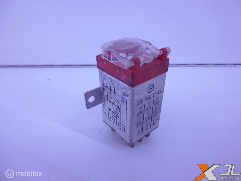 S-KLASSE W126 RELAIS OVERSPANNINGSBEVELIGING A2015403745, Gebruikt, Mercedes-Benz, Ophalen of Verzenden, Mercedes-Benz