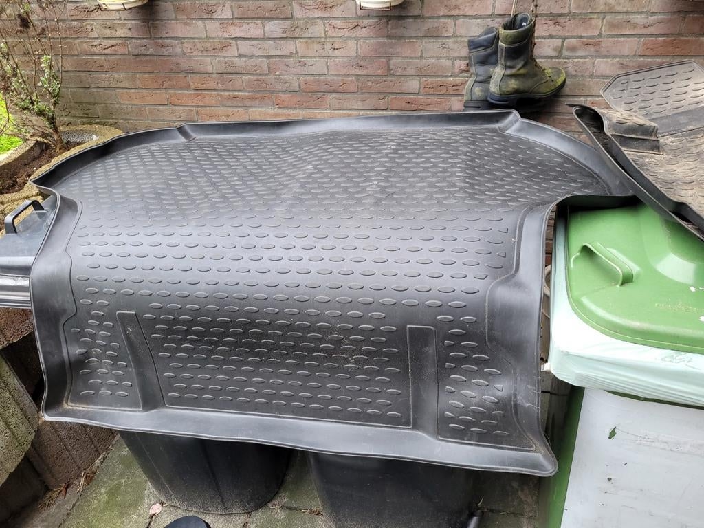 Rubbermatten set Mitsubishi Outlander 2011, Ophalen, Zo goed als nieuw