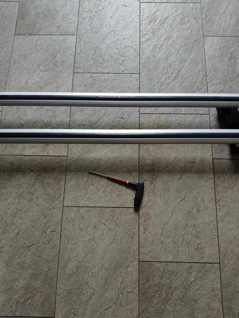 Skoda Fabia Combi 2011 originele dakdragers met dakrail, Ophalen of Verzenden