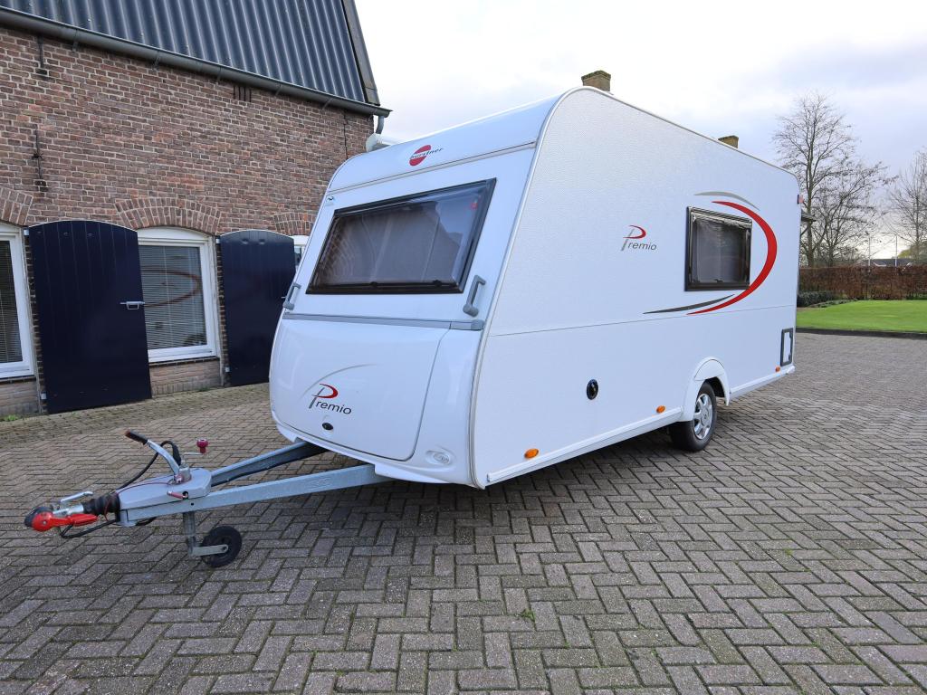 Bürstner Premio 400 TS cassetteluifel, Schokbreker, Bedrijf, Treinzit, Bürstner