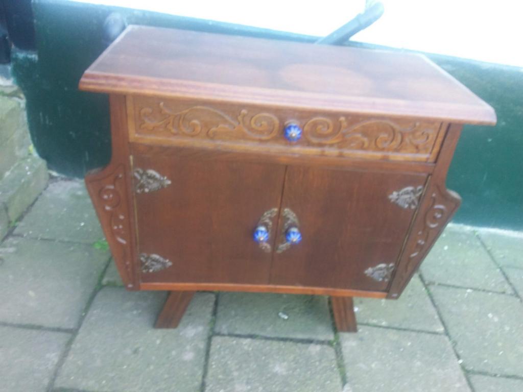 Antiek kastje, Ophalen