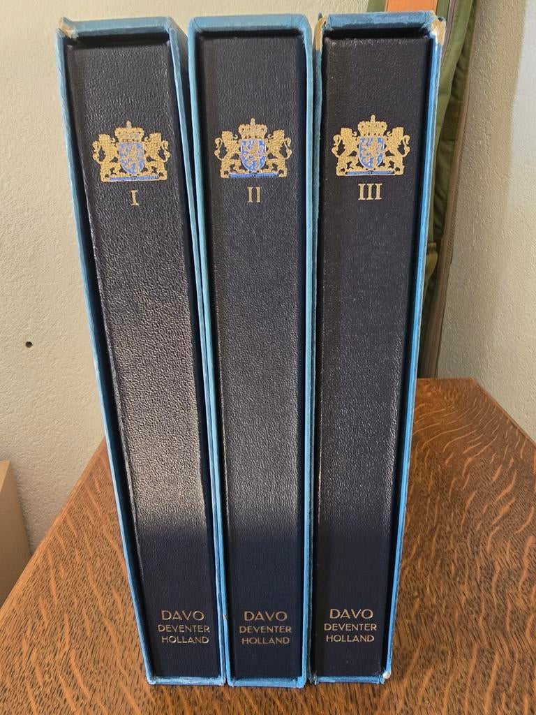 T.k.a. Davo Kristal albums Nederland, Deel 1,2 en 3., Postzegels en Munten, Postzegels | Volle albums en Verzamelingen, Ophalen