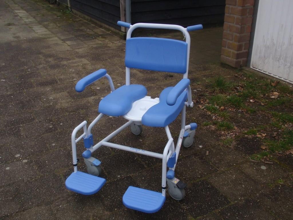 Lopital tango XLverrijdbare douche/postoel, Diversen, Ophalen, Zo goed als nieuw