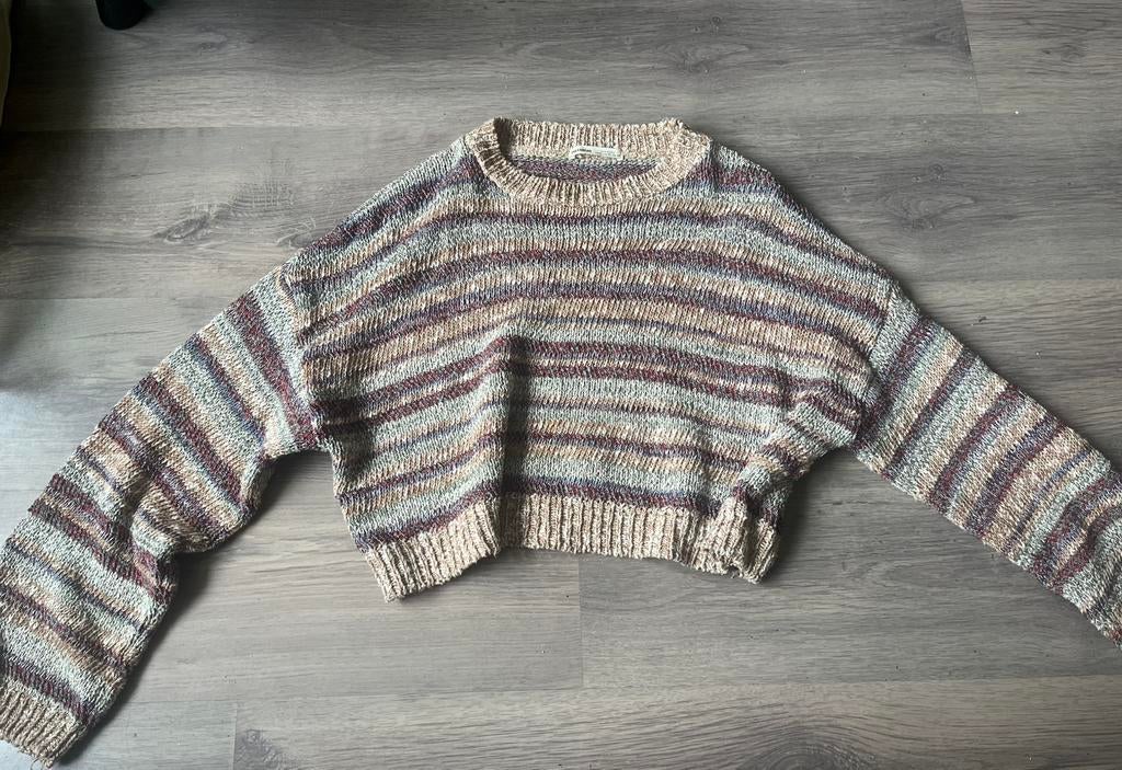 Pull & Bear Crop sweater mt m igs, Ophalen of Verzenden, Zo goed als nieuw, Maat 36 (S)
