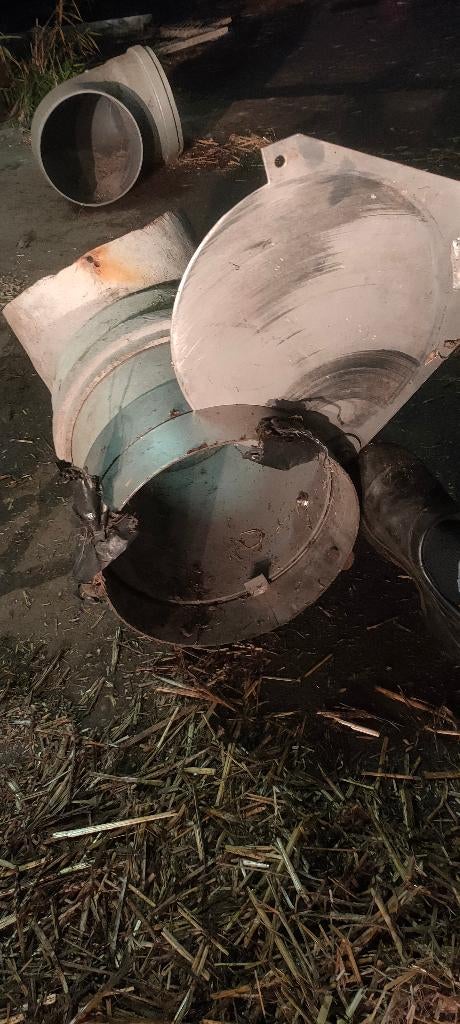 Doseerschuif met bocht voor krachtvoer of kunstmest silo, Ophalen, Vee