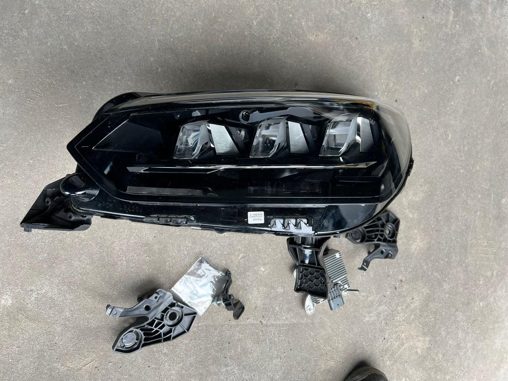 koplamp 2008 2 facelift led 9850598580 links, Gebruikt, Frankrijk, Info@peugeot.com, Peugeot