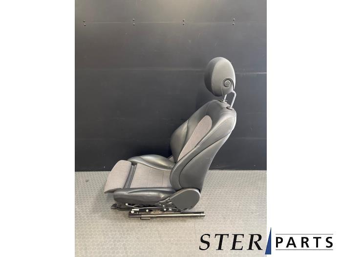 Stoel rechts van een Mercedes C-Klasse, Auto-onderdelen, Interieur en Bekleding, Gebruikt, -, Ophalen of Verzenden, -
