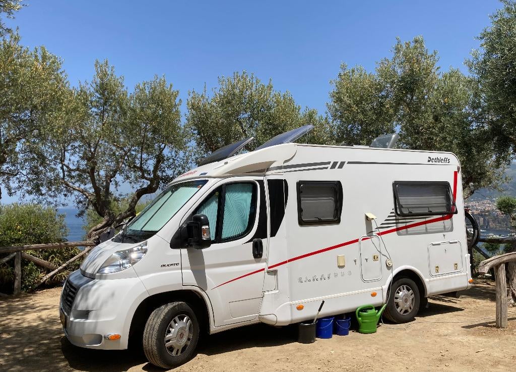 Nette semi-integrale camper Dethleffs Globebus, Chemisch toilet, Fiat, Luifel, Tot en met 3