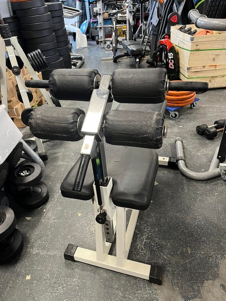 Technogym isotonic ab trainer buik vabk zwart wit, Ophalen, Buik bank, Isotonic, Buik