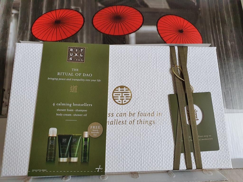 Rituals Dao giftbox maat s, Sieraden, Tassen en Uiterlijk, Uiterlijk | Lichaamsverzorging, Nieuw, Bad & Douche, Ophalen