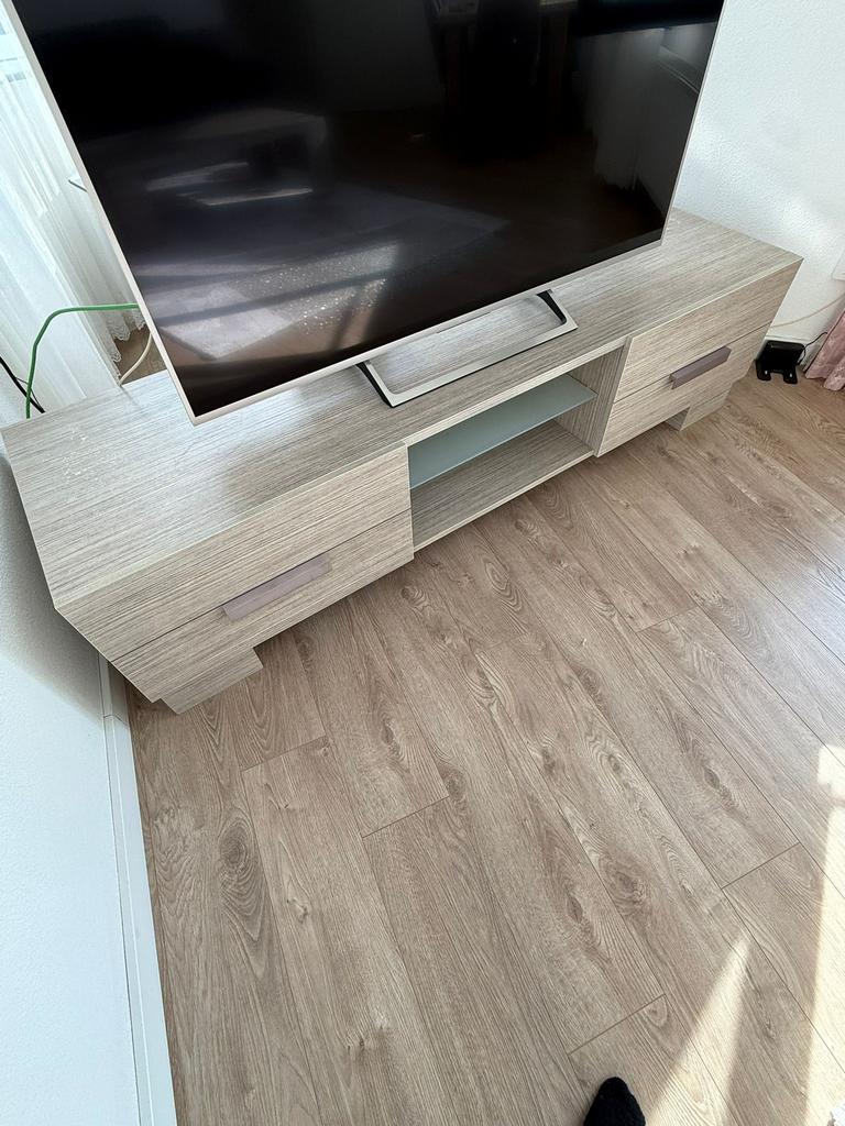 Tafels, tv meubel en stoelen, Huis en Inrichting, Zo goed als nieuw, Minder dan 100 cm, 25 tot 50 cm, 50 tot 100 cm