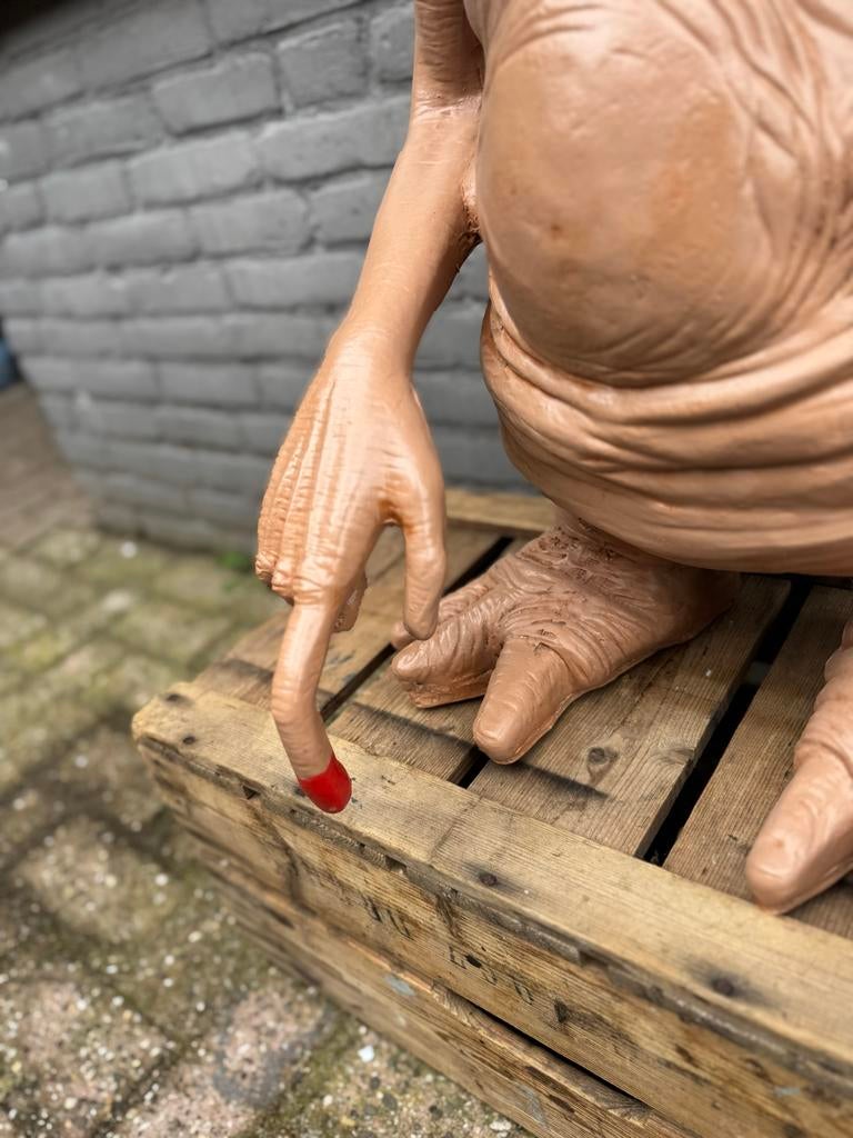 Groot E.T. levensgroot beeld - Filmreplica, Verzamelen, Ophalen, Beeldje, Replica of Model, ., Zo goed als nieuw