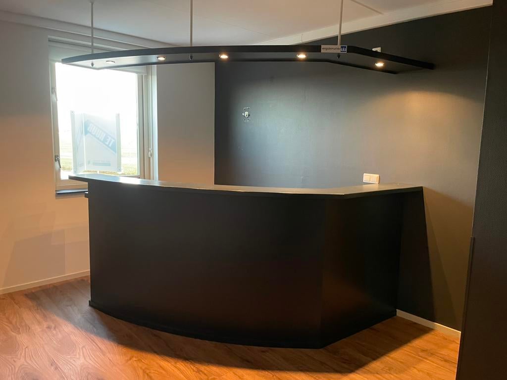 Mooie antraciete bar met bovenverlichting, Huis en Inrichting, Ophalen of Verzenden, Zo goed als nieuw