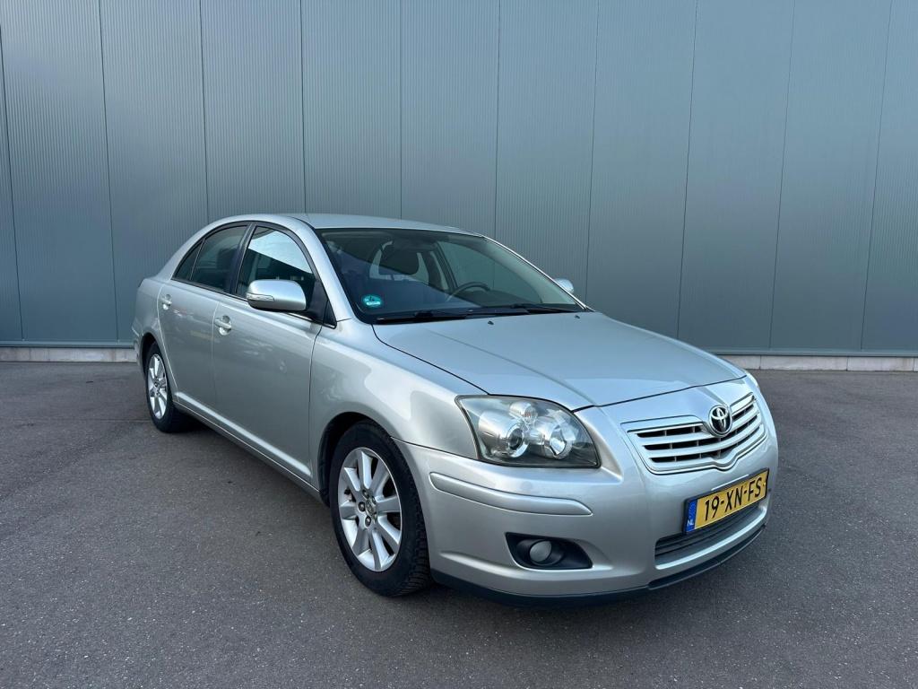 Toyota Avensis 1.8 VVTi Luna CLIMA AIRCO | TREKHAAK !, Auto's, Toyota, Voorwielaandrijving, 1794 cc, Avensis, Elektrische ramen