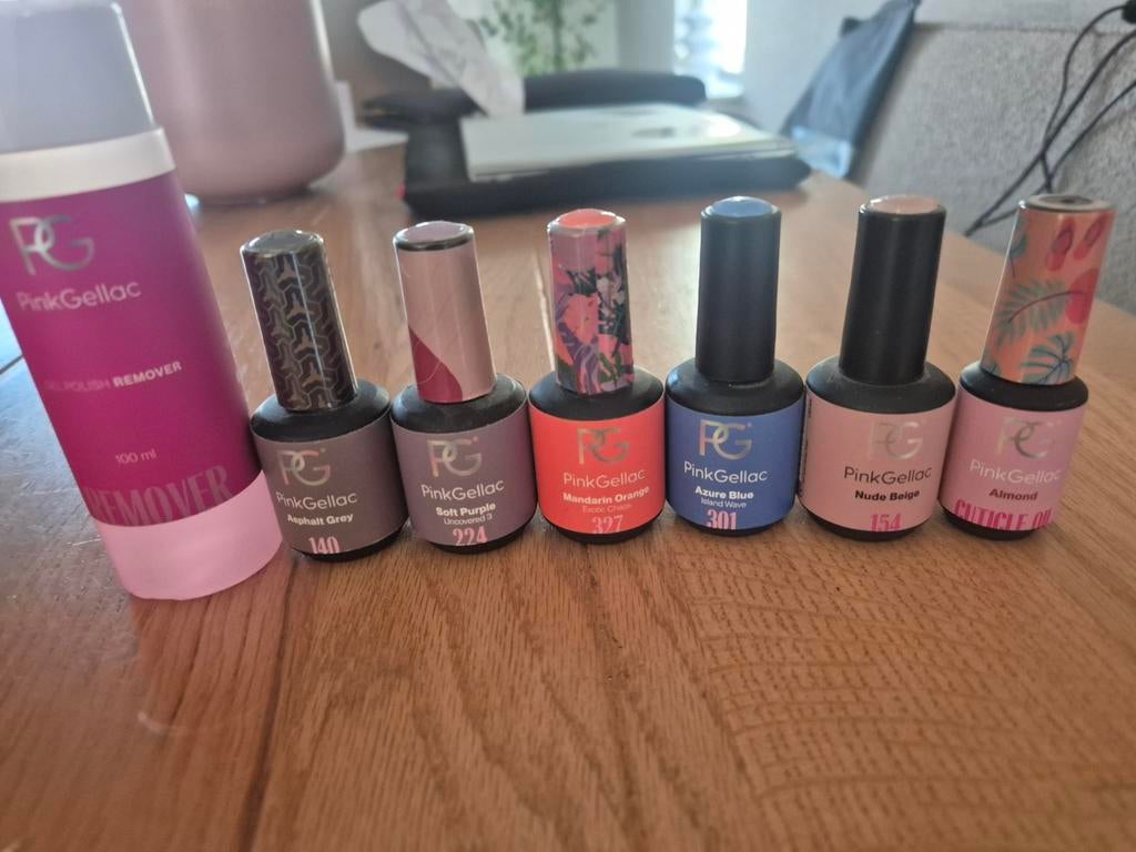 Pink Gellac set met 5 kleuren en remover, Ophalen of Verzenden, Zo goed als nieuw, Overige kleuren, Handen en Nagels
