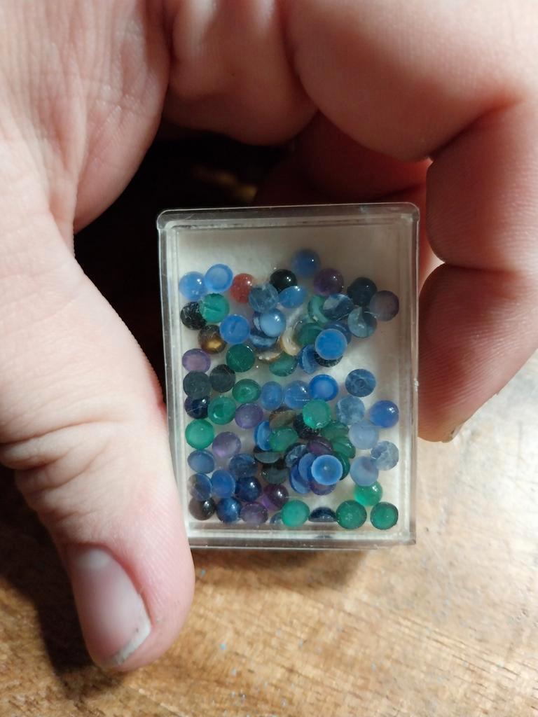 Mix van agaat onyx tijgeroog cabochons, Ophalen of Verzenden, Zo goed als nieuw