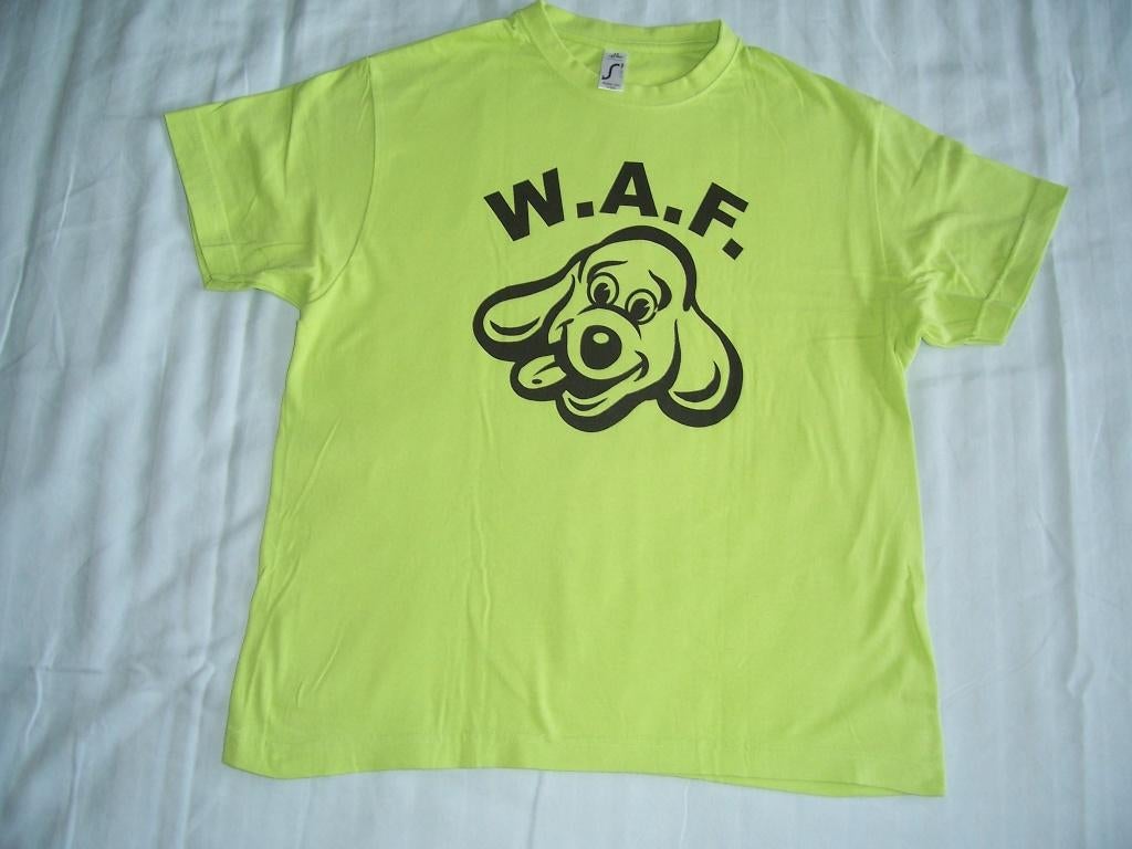 Leuk groen shirt met korte mouw in maat 146/152 met hond, Ophalen of Verzenden, Zo goed als nieuw, Jongen of Meisje, Shirt of Longsleeve