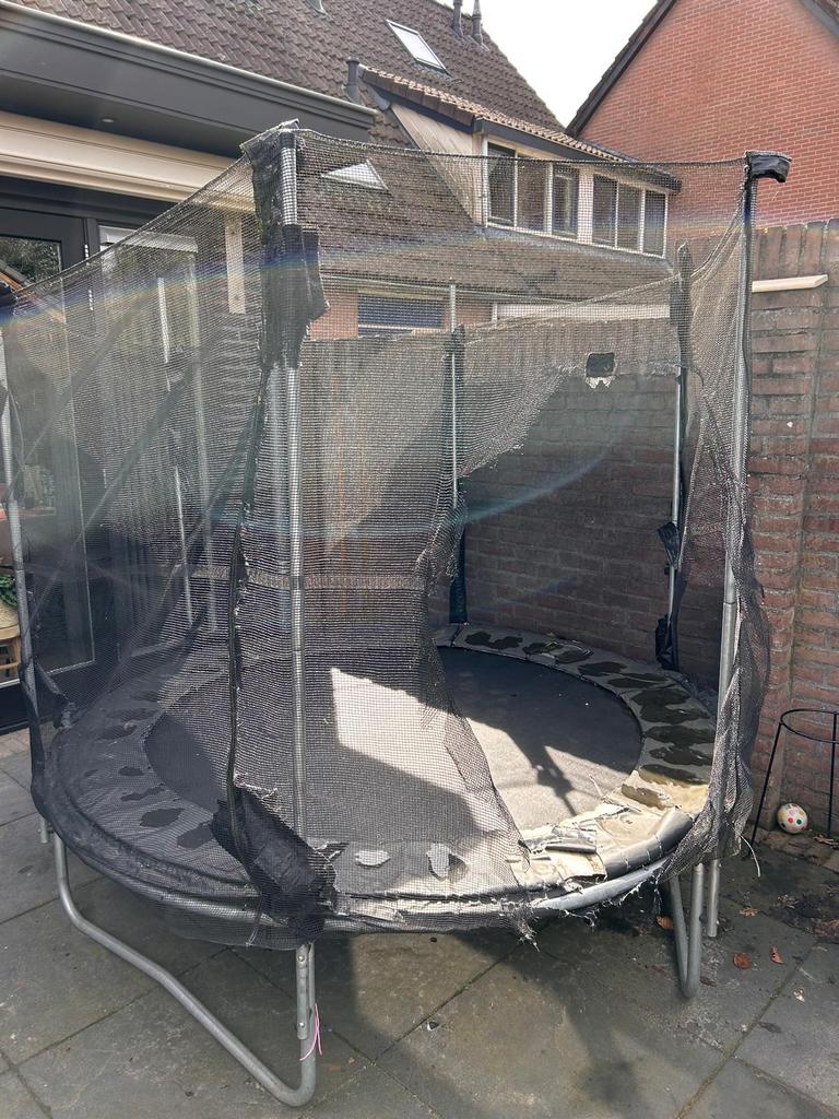 Trampoline om op te knappen, Kinderen en Baby's, Ophalen, Gebruikt