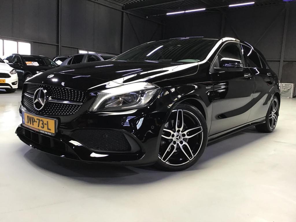 Mercedes-Benz A-KLASSE 180 Ambition I AMG Edition I 18inch I, Gebruikt, 4 cilinders, Leder en Stof, 1595 cc