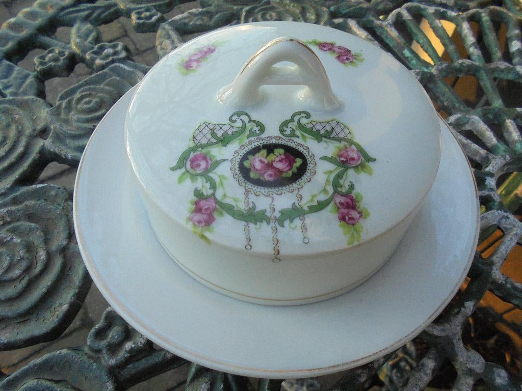 Botervloot met medaillon met roze roosjes - groene guirlande, Ophalen of Verzenden