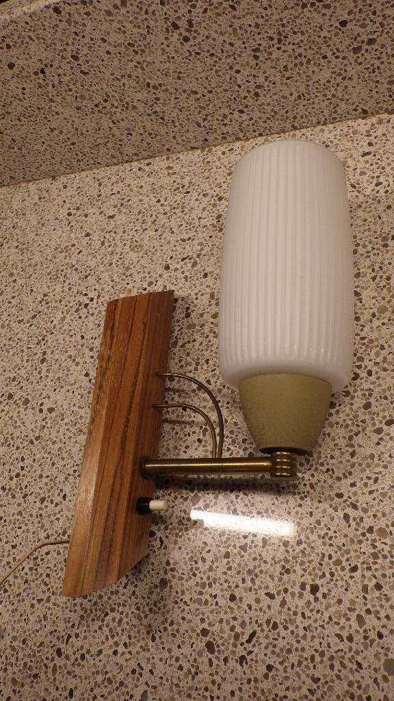 mooie jaren '50/'60 wandlamp, Huis en Inrichting, Lampen | Wandlampen, Ophalen of Verzenden, Gebruikt, Glas