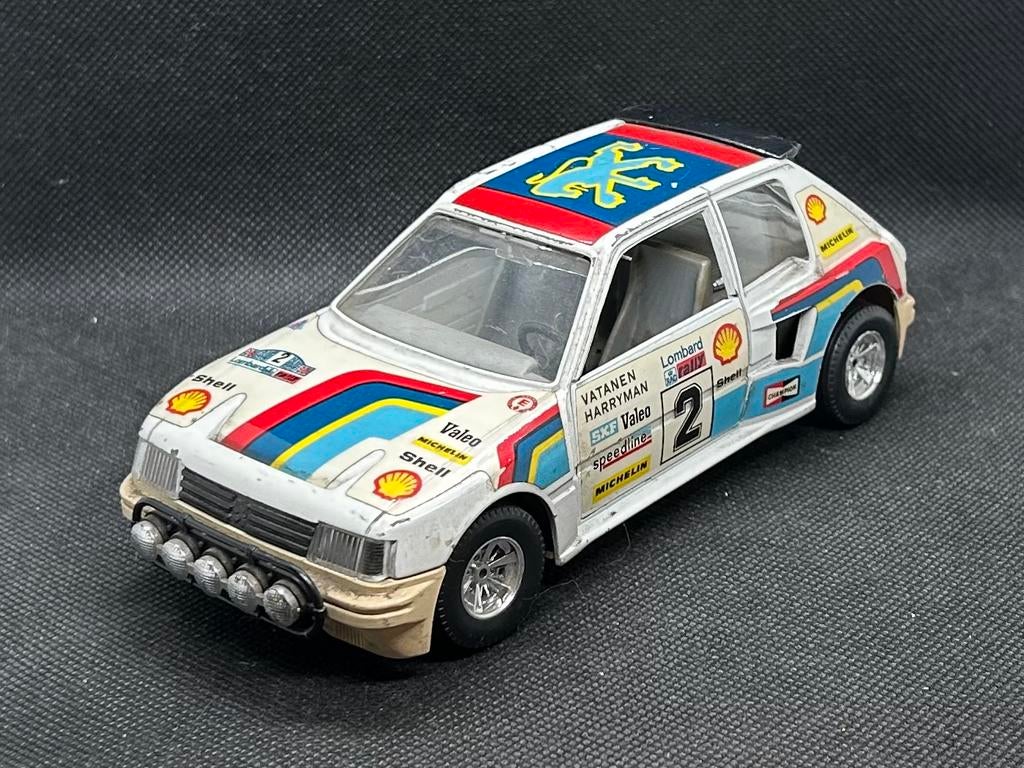 Bburago Peugeot 205 Rally 1:24, Verzenden, Zo goed als nieuw, Bburago