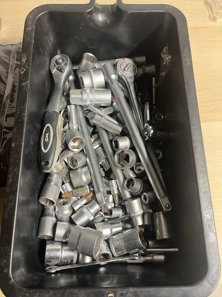 Partij doppen en ratels - Diverse maten, Doe-het-zelf en Verbouw, Gereedschap | Handgereedschap, Ophalen, Gebruikt