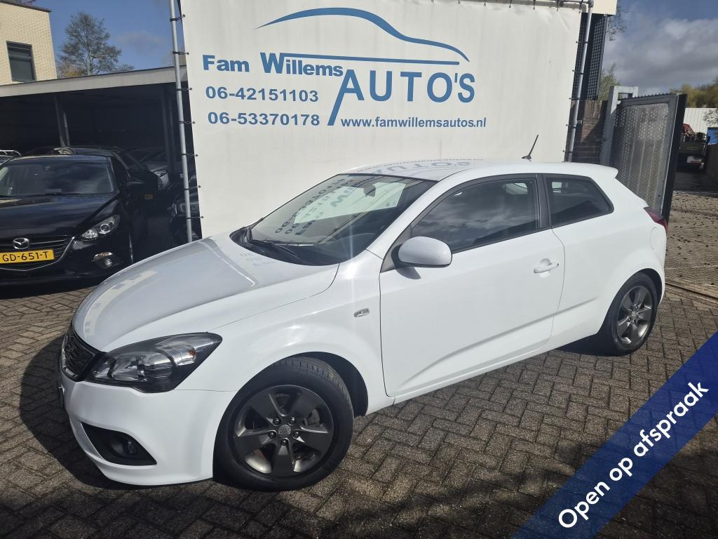 Kia pro_cee'd 1.4 CVVT Seven (bj 2011), Start-stop-systeem, Euro 5, Stof, Gebruikt