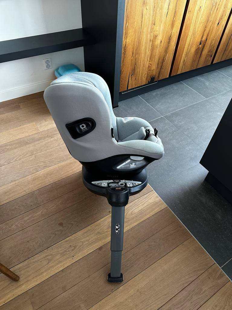 2x Joie i-Spin 360 draai autostoel (zwart & grijs) – i-Size, Kinderen en Baby's, Autostoeltjes, Gebruikt, 0 t/m 18 kg, Verstelbare rugleuning