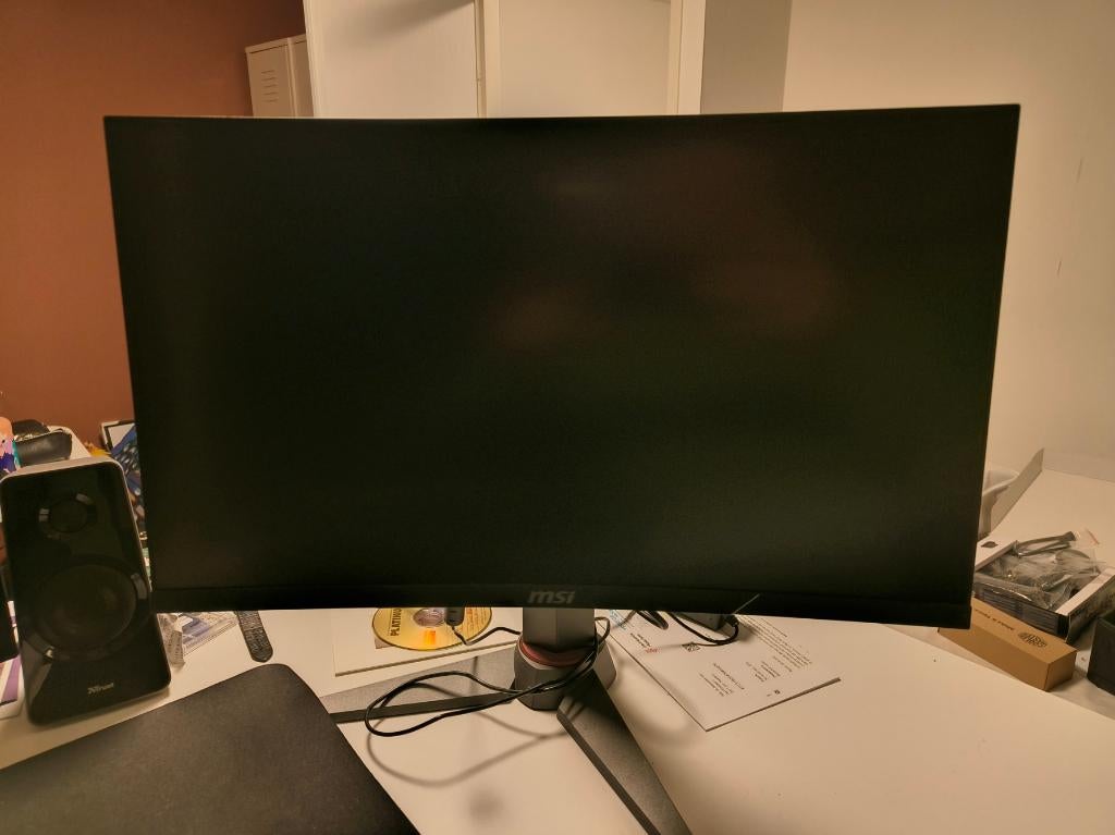 MSI Optix MAG24C 23,6" 144Hz Gaming monitor, 101 t/m 150 Hz, 23,6, VA, Full HD