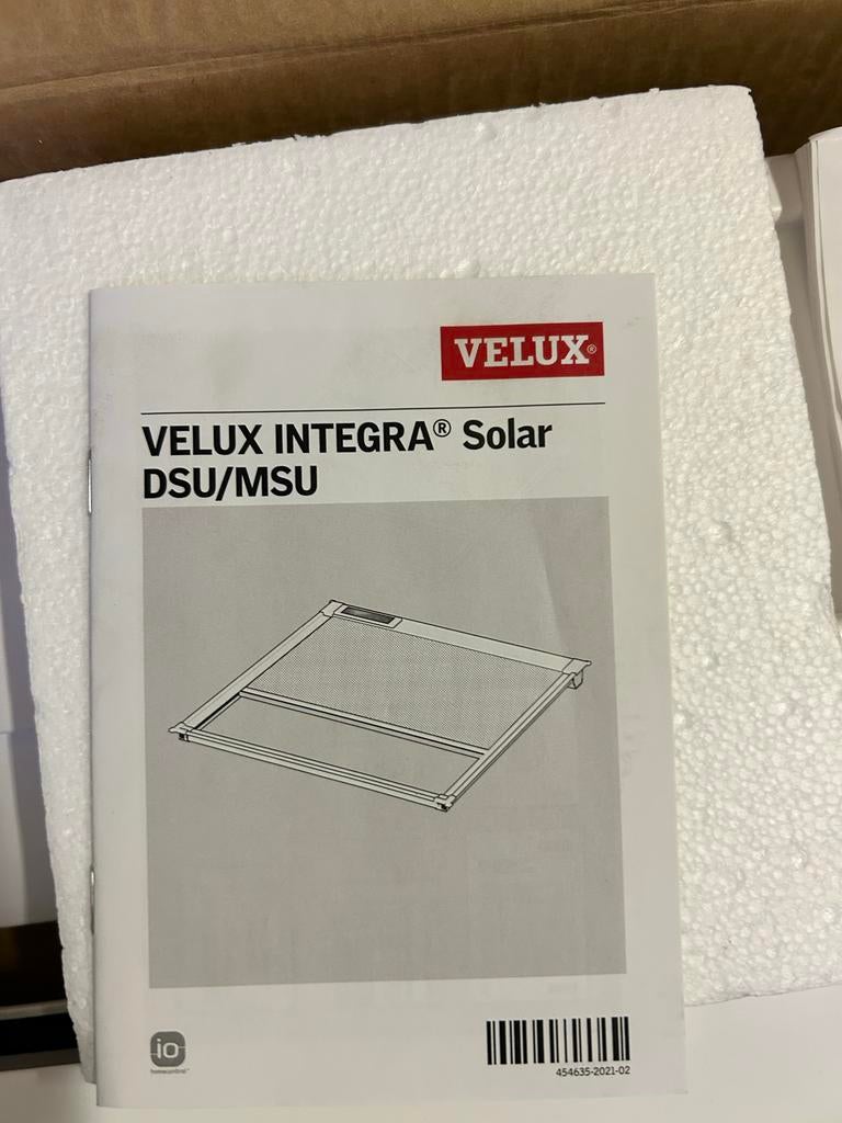 VELUX INTEGRA Solar DSU/MSU buitenzonwering op zonneenergie, Doe-het-zelf en Verbouw, Ophalen, Nieuw, Dakraam, Minder dan 80 cm