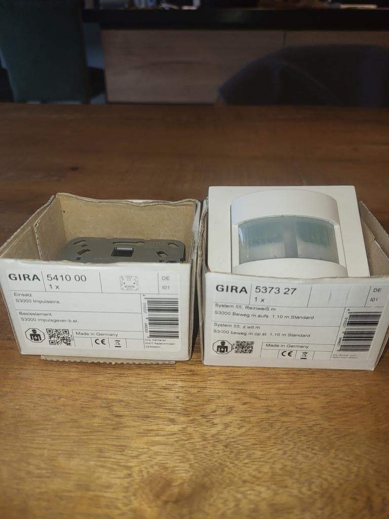 Gira bewegingsmelder en basiselement 40€ ps, Doe-het-zelf en Verbouw, Elektra en Kabels, Ophalen of Verzenden, Nieuw, Overige typen