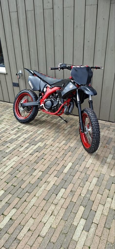 Zeer nette Yamaha dt 50 crossbrommer 70cc, Fietsen en Brommers, Brommers | Crossbrommers, Ophalen, Yamaha