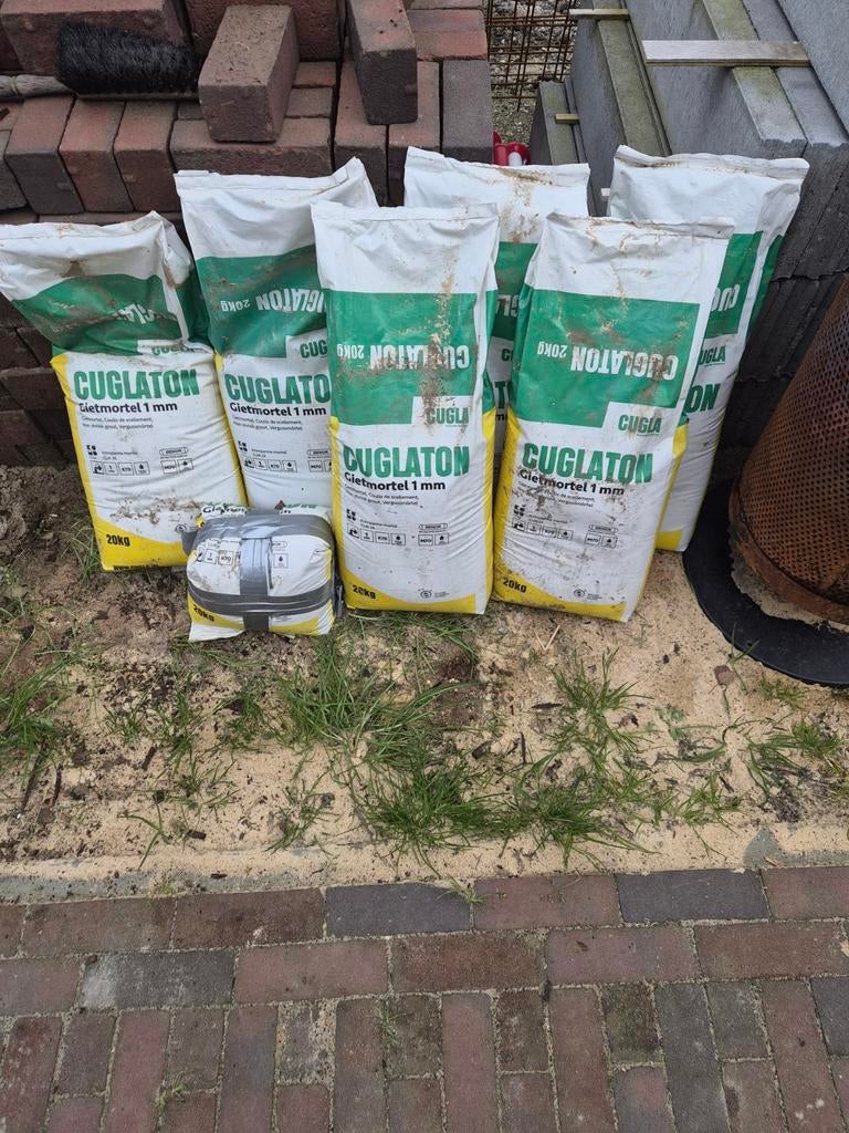 Cuglaton krimpmortel, Ophalen, Bakstenen