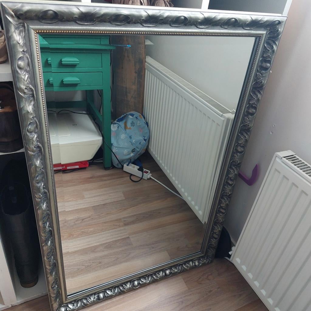 Spiegel met lijst, Huis en Inrichting, Woonaccessoires | Spiegels, Ophalen, Minder dan 50 cm, Zo goed als nieuw, Minder dan 100 cm