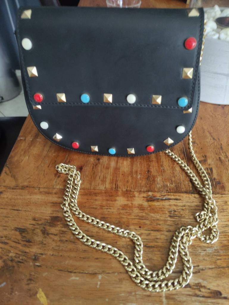 Zwarte leren tas Italiaanse merk genuine leather borse, Sieraden, Tassen en Uiterlijk, Tassen | Schoudertassen, Ophalen of Verzenden