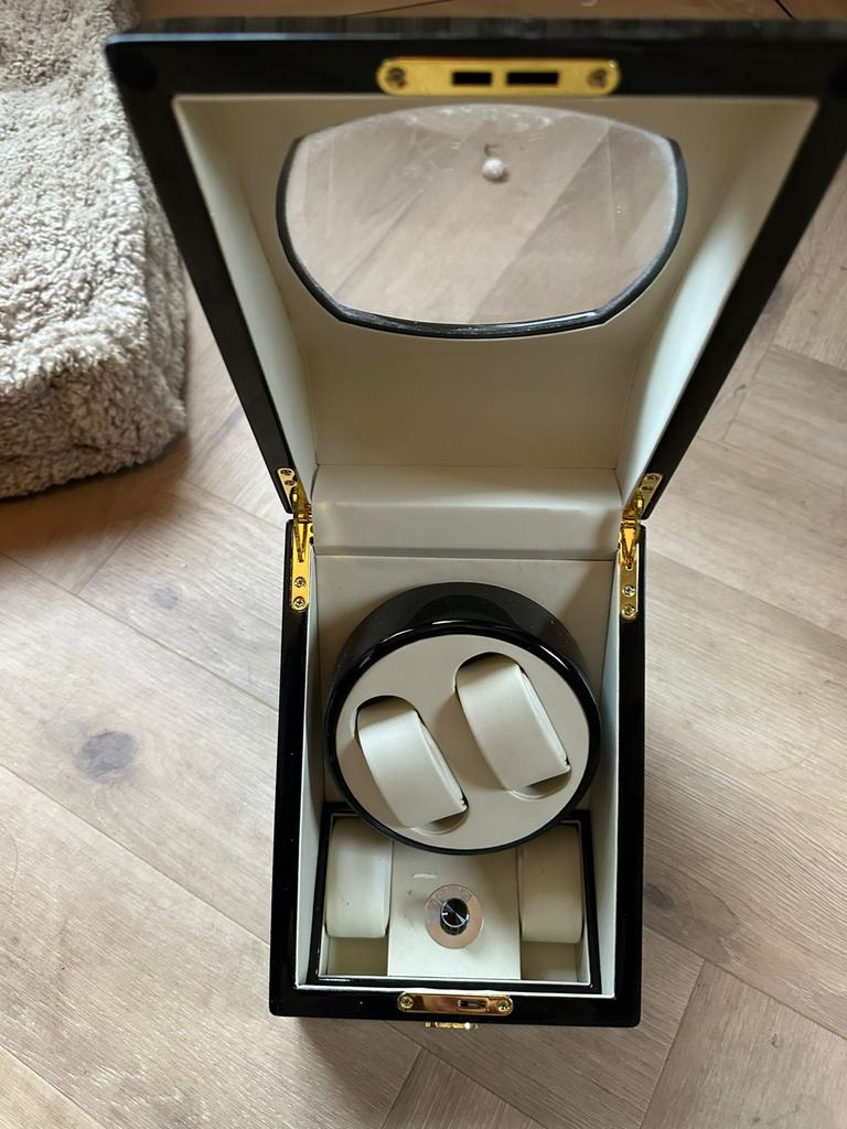 Earnshaw Horlogebox met Watchwinder voor 4 Horloges, Ophalen of Verzenden, Gebruikt