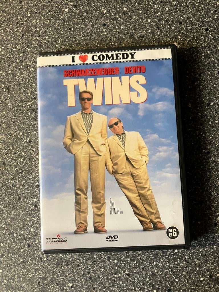 Twins (1988)  Arnold Schwarzenegger, Danny DeVito, Vanaf 6 jaar, Ophalen of Verzenden, Zo goed als nieuw, Overige genres