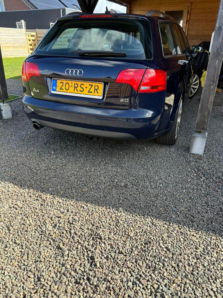 Audi A4 2.0 96KW Avant 2005 Blauw, Auto's, Voorwielaandrijving, 730 kg, 4 cilinders, 1984 cc