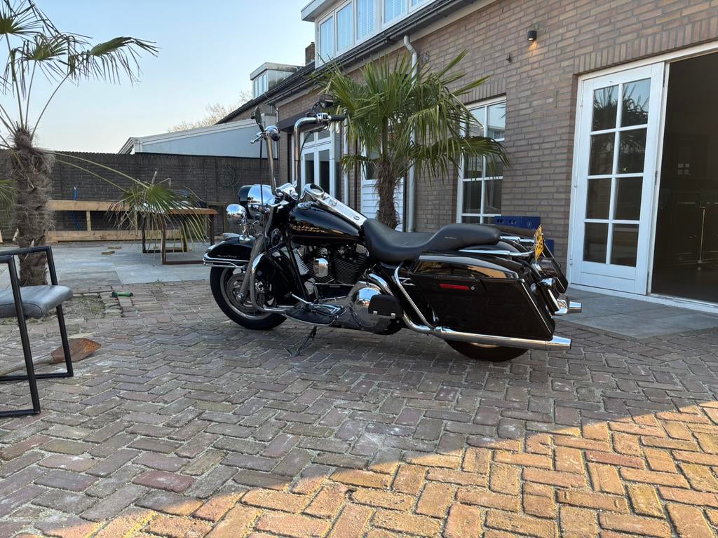 Harley Road King 2001 Stage 4 | 45K km | Chrome | LED