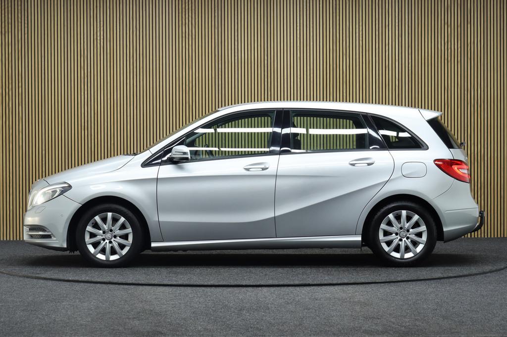 Mercedes-Benz B-Klasse 200 Ambition | Trekhaak | Cruise-cont, Voorwielaandrijving, Euro 5, Gebruikt, Handgeschakeld