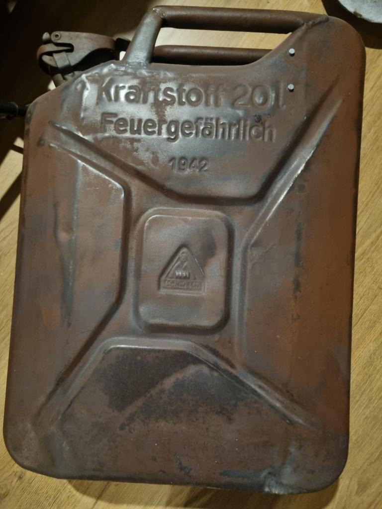 Prachtige Duitse 20L Jerrycan. 2e wereldoorlog WWII 1942, Ophalen of Verzenden, Duitsland