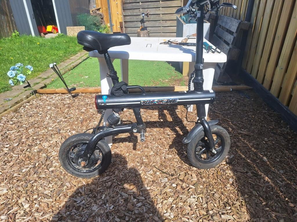 Mini bike, Fietsen en Brommers, Elektrische fietsen, Minder dan 30 km per accu, Gebruikt, Minder dan 47 cm, Ophalen