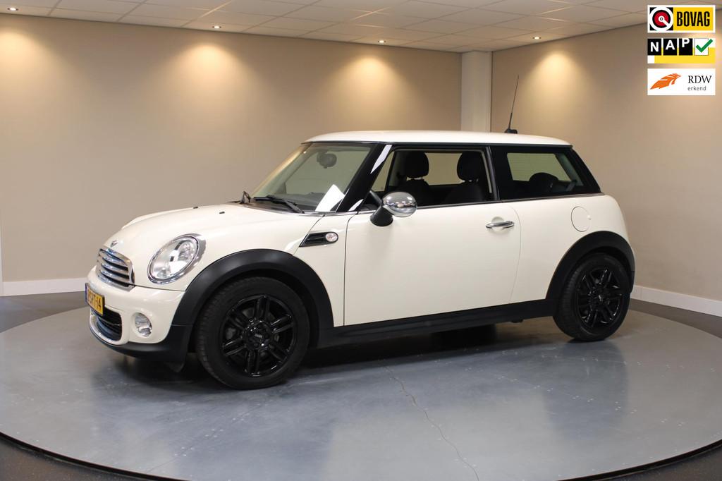 Mini Mini 1.6 One Holland Street *2de Eigenaar* Navi|Cruise|, Voorwielaandrijving, Gebruikt, 4 cilinders, 4 stoelen